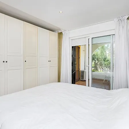 Apartment Bhost - Las Acacias