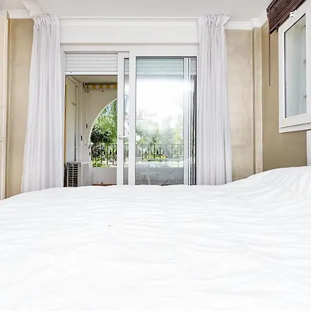 Apartment Bhost - Las Acacias